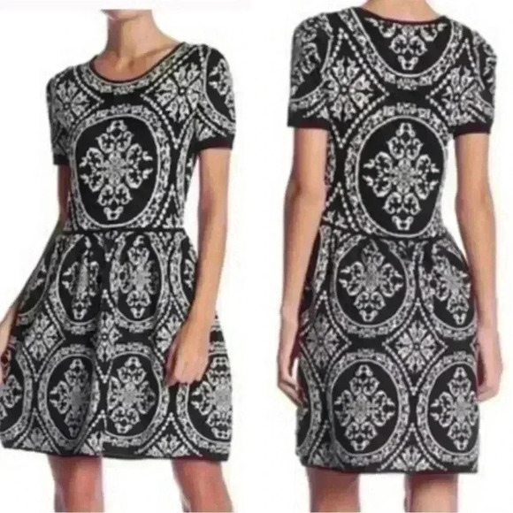 ROMEO + JULIET Couture Intarsia Knit Dress Size M - Picture 1 of 5